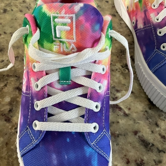 Fila Sandblast Low Tie Dye Womens Flatform Trainers size 8.5 - Picture 11 of 11